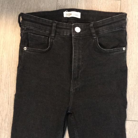 Zara Black Skinny Jeans | size: 4 - Picture 5 of 8
